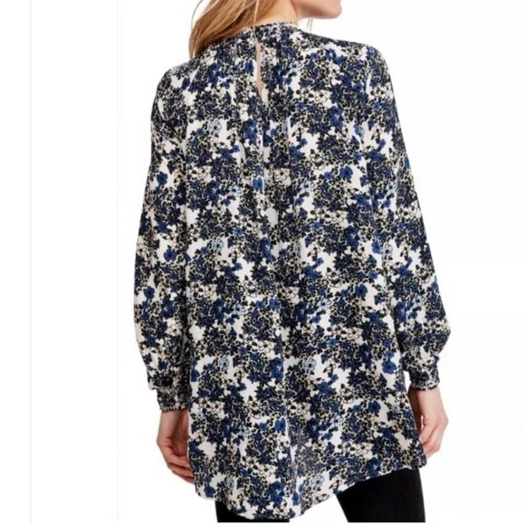 Free People Women’s Blue and White Floral Blouse Size S - Picture 2 of 11